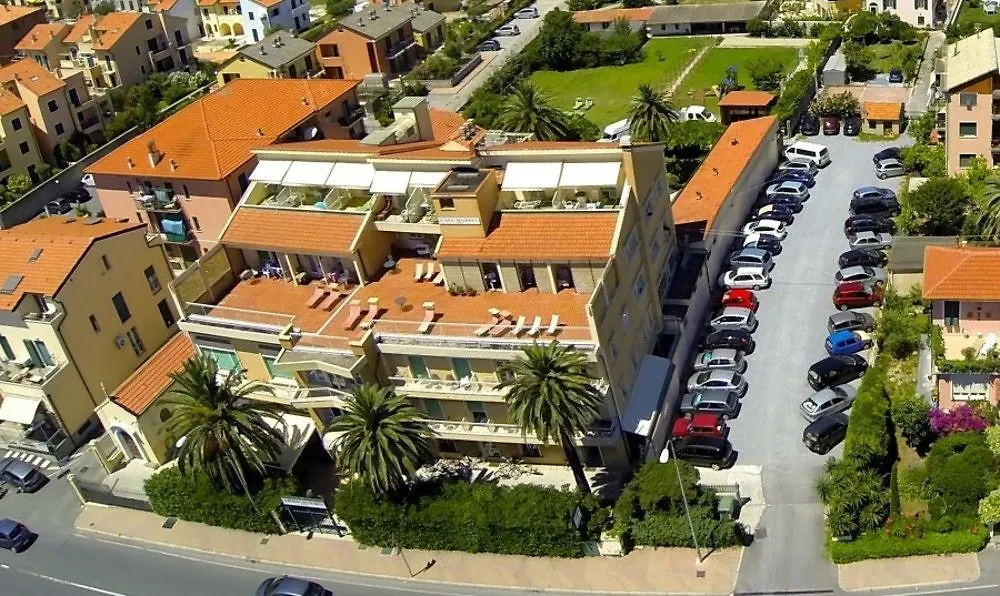 Hotel Casa Marina Loano Italia